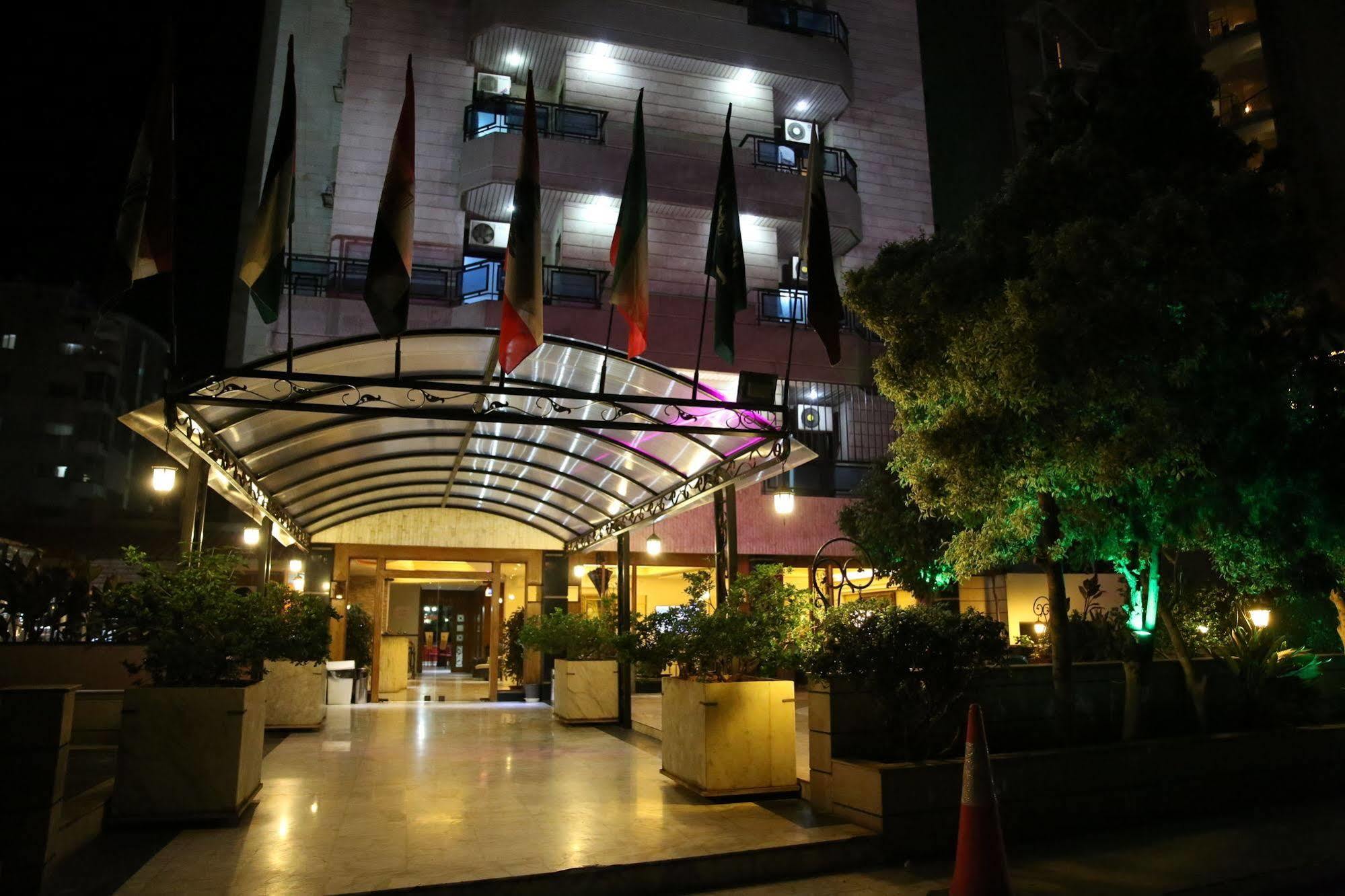 Vista Del Mar Hotel Jounieh Eksteriør billede