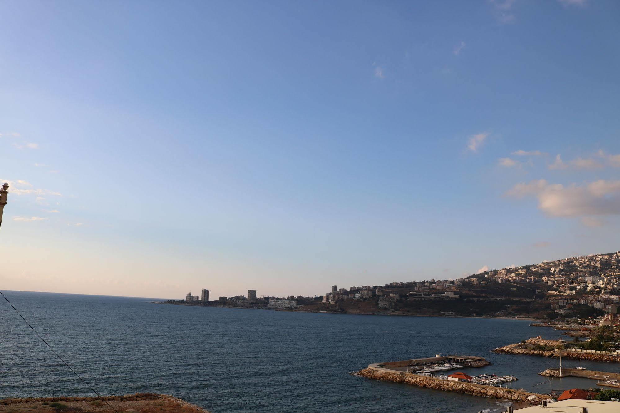 Vista Del Mar Hotel Jounieh Eksteriør billede